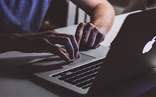 爱游戏-李明全面爆发！攻防两端都做出巨大贡献！，李明筒历