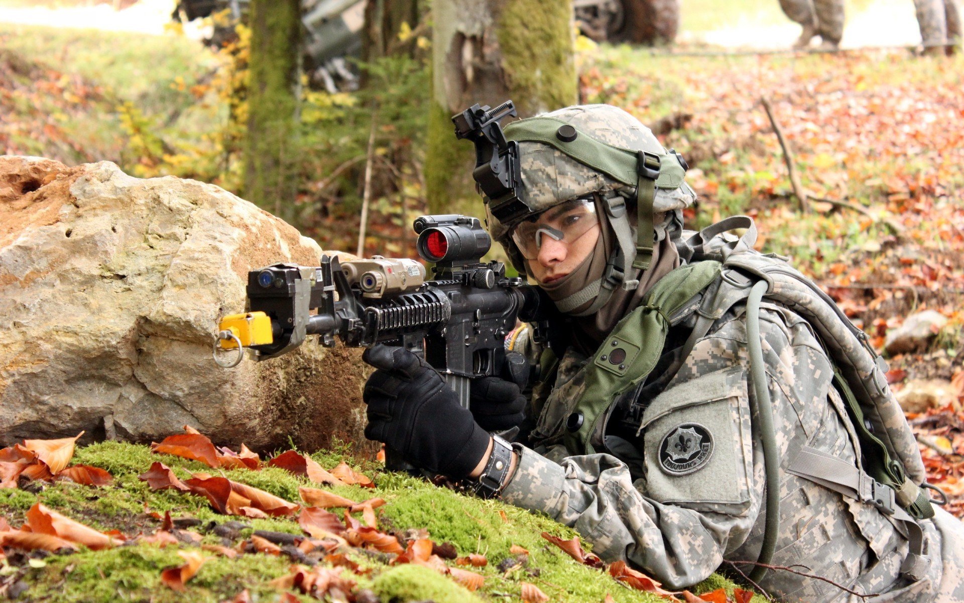 攀岩赛事吸引更多年轻人参与,攀岩比赛的规则是什么