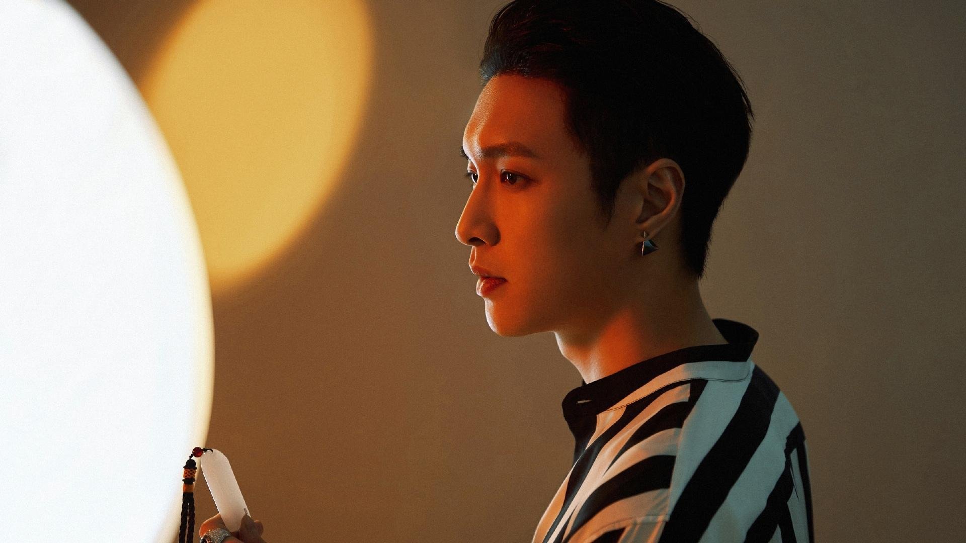 爱游戏官方网站-张雨霏个人泳池训练视频登热搜，张雨菲游泳照